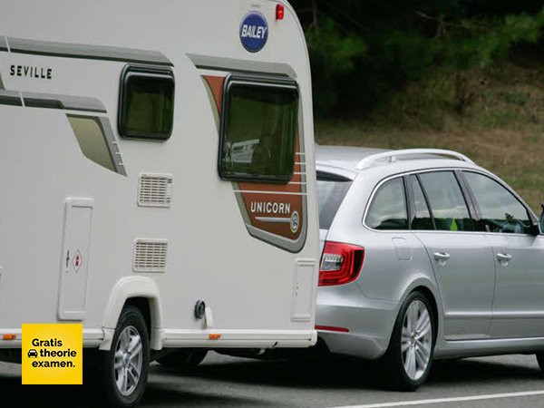 Je caravan weegt meer dan 750kg, je hebt: